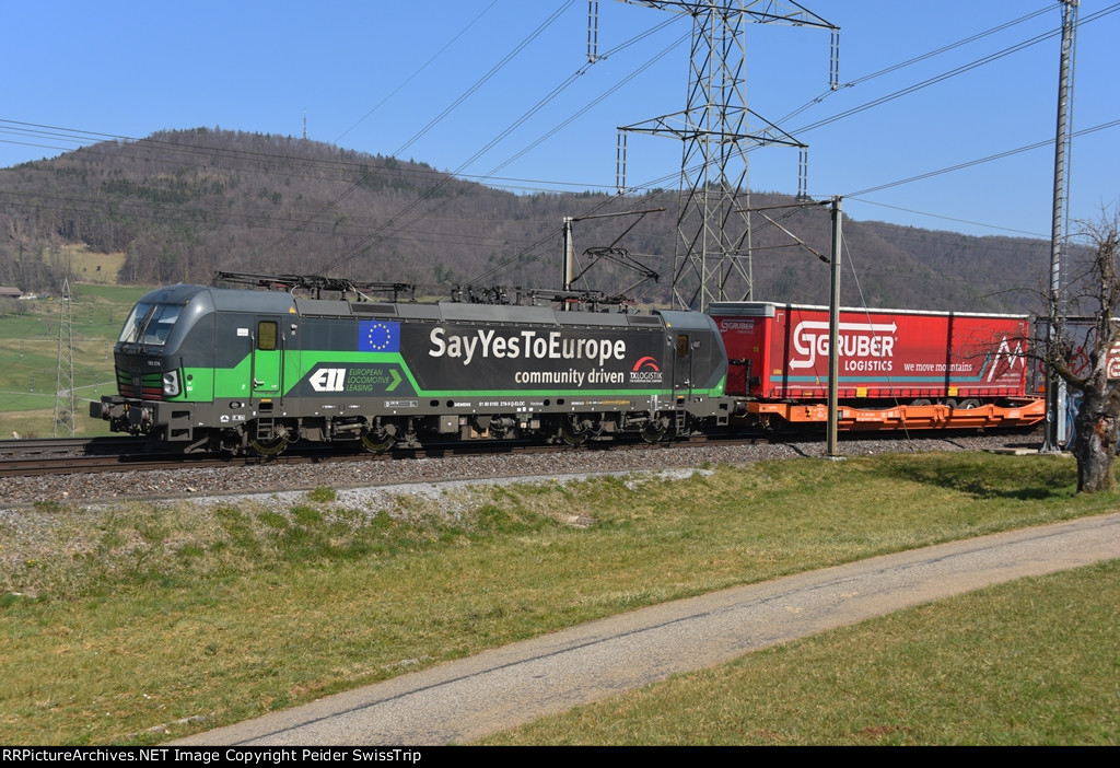 Vectron in Swiss freight transit Italy-Germany